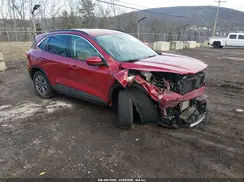 1FMCU9H92MUA02447 2021 FORD ESCAPE
