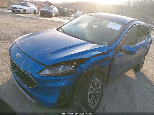 1FMCU9H93LUA40252 2020 FORD ESCAPE - Image 2