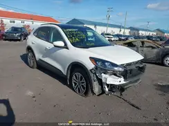 1FMCU9H93NUA51609 2022 FORD ESCAPE