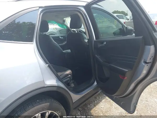 1FMCU9H94NUA30705 2022 FORD ESCAPE - Image 8