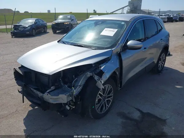 1FMCU9H94NUA44751 2022 FORD ESCAPE - Image 2