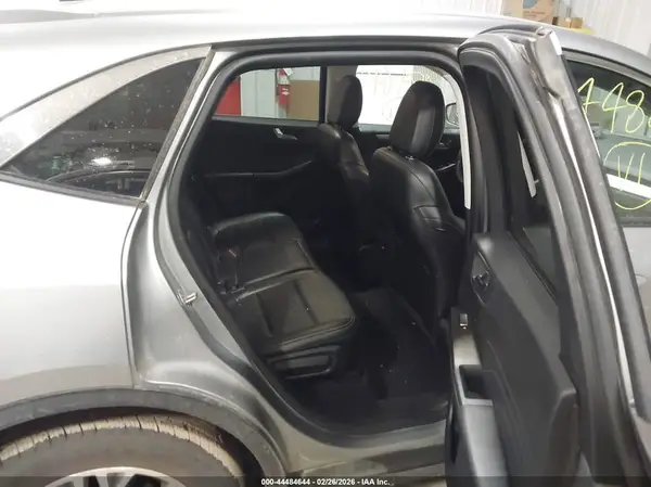 1FMCU9H94NUA85445 2022 FORD ESCAPE - Image 8