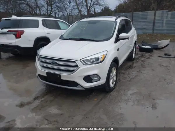 1FMCU9H95JUB87993 2018 FORD ESCAPE - Image 2
