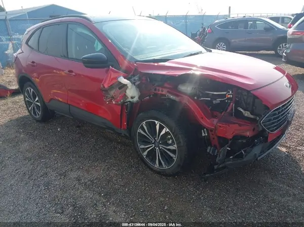 1FMCU9H95NUA11077 2022 FORD ESCAPE - Image 1