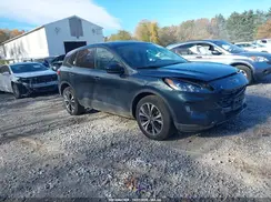 1FMCU9H95NUB68821 2022 FORD ESCAPE