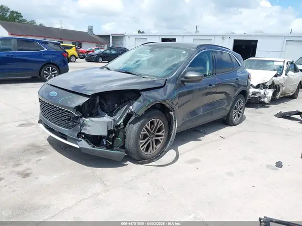 1FMCU9H96LUC24830 2020 FORD ESCAPE - Image 2