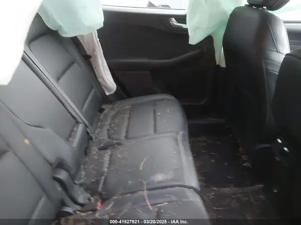 1FMCU9H96MUA04542 2021 FORD ESCAPE - Image 8