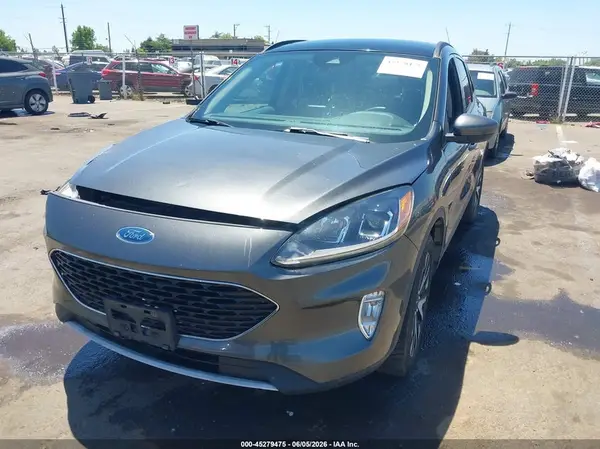 1FMCU9H97LUA40867 2020 FORD ESCAPE - Image 2