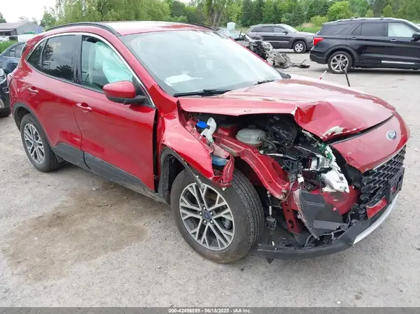 1FMCU9H97LUA58074 2020 FORD ESCAPE - Image 1