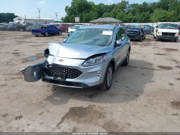 1FMCU9H97NUA20640 2022 FORD ESCAPE - Image 2