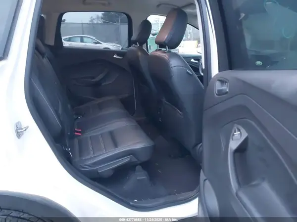 1FMCU9H99KUC58663 2019 FORD ESCAPE - Image 8