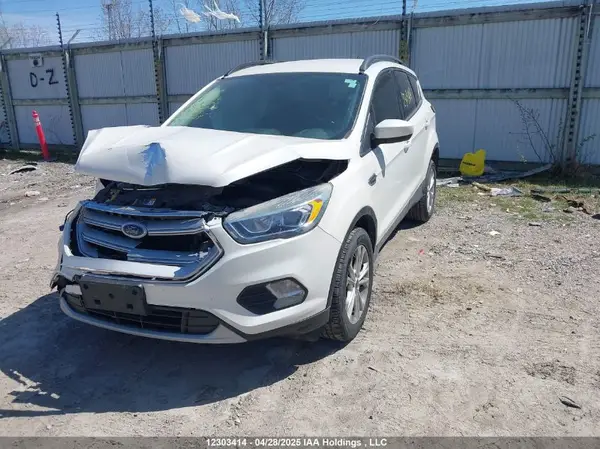 1FMCU9H9XJUB88024 2018 FORD ESCAPE - Image 2