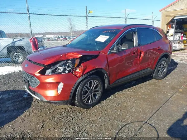 1FMCU9H9XLUA40023 2020 FORD ESCAPE - Image 2