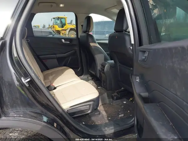 1FMCU9H9XMUA60225 2021 FORD ESCAPE - Image 8
