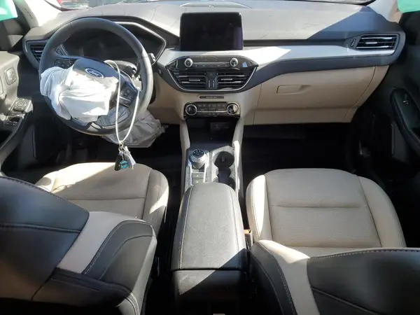 1FMCU9H9XNUB06086 2022 FORD ESCAPE - Image 8