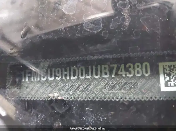 1FMCU9HD0JU137438 2018 FORD ESCAPE - Image 8