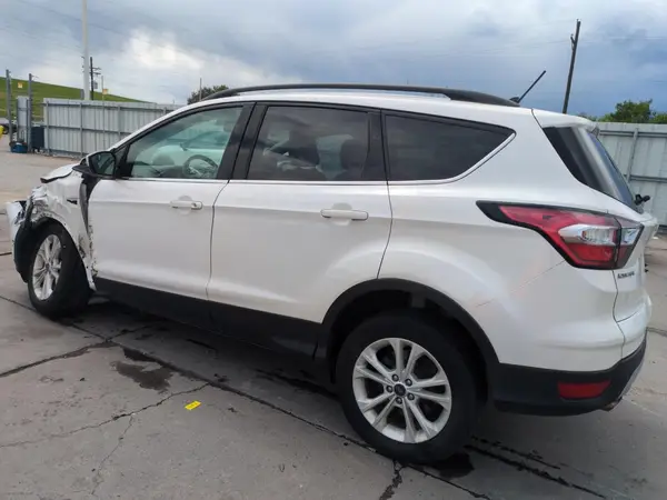 1FMCU9HD0JUA20333 2018 FORD ESCAPE - Image 2