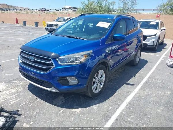1FMCU9HD0JUA34314 2018 FORD ESCAPE - Image 2