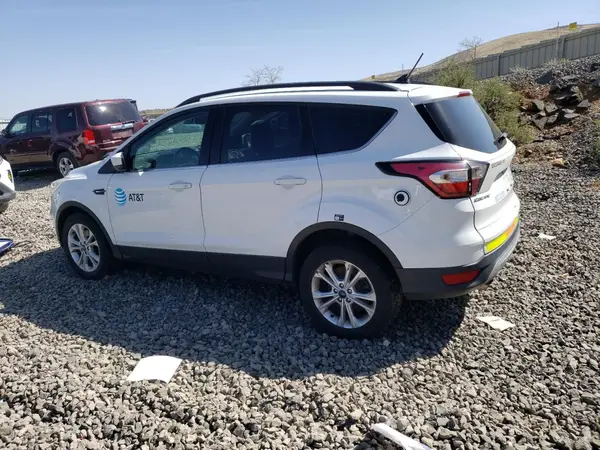 1FMCU9HD0JUA44213 2018 FORD ESCAPE - Image 2