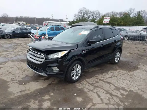1FMCU9HD0JUA46351 2018 FORD ESCAPE - Image 2