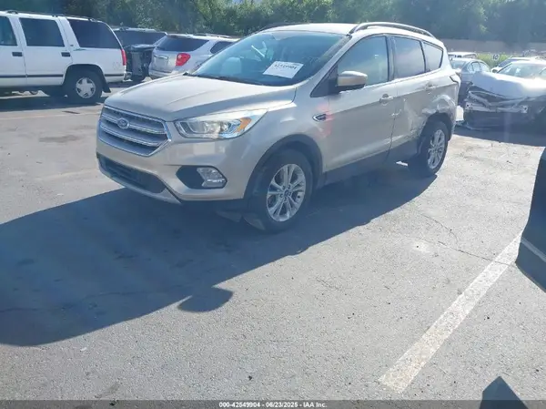 1FMCU9HD0JUA52733 2018 FORD ESCAPE - Image 2
