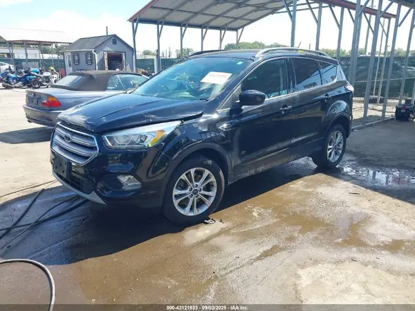 1FMCU9HD0JUA61769 2018 FORD ESCAPE - Image 2