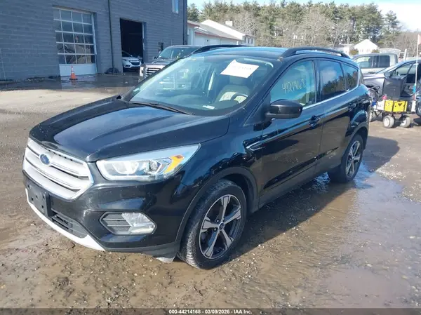 1FMCU9HD0JUA77003 2018 FORD ESCAPE - Image 2