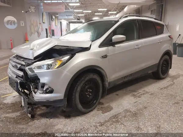1FMCU9HD0JUB00585 2018 FORD ESCAPE - Image 2