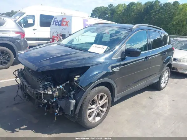 1FMCU9HD0JUB18942 2018 FORD ESCAPE - Image 2