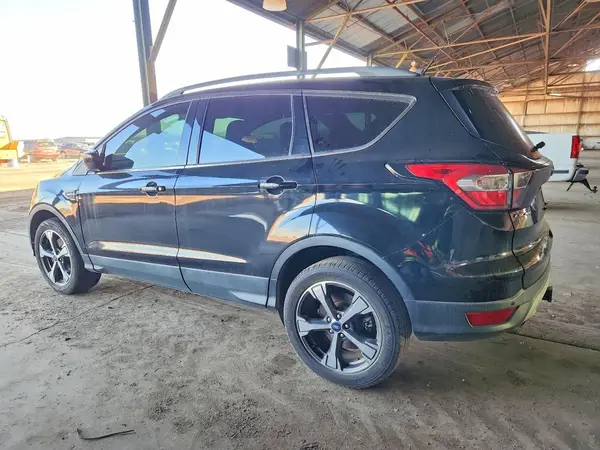 1FMCU9HD0JUB55067 2018 FORD ESCAPE - Image 2