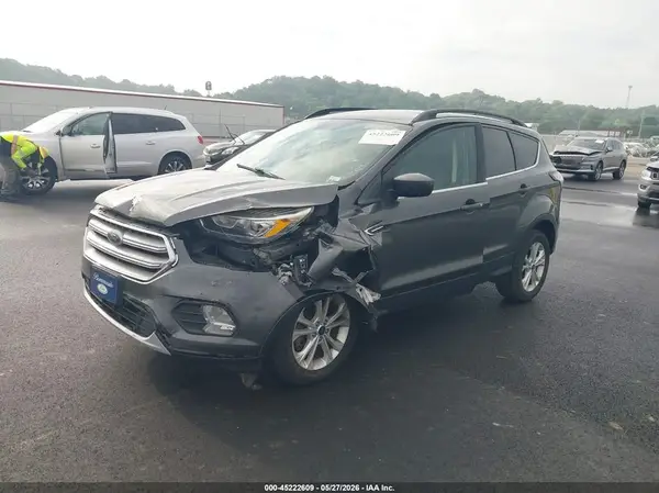 1FMCU9HD0JUB55599 2018 FORD ESCAPE - Image 2