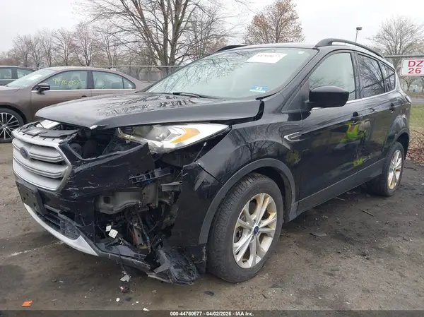 1FMCU9HD0JUB65825 2018 FORD ESCAPE - Image 2