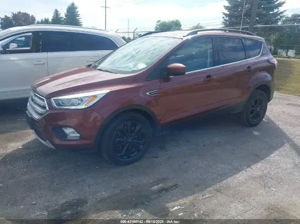 1FMCU9HD0JUC14313 2018 FORD ESCAPE - Image 2
