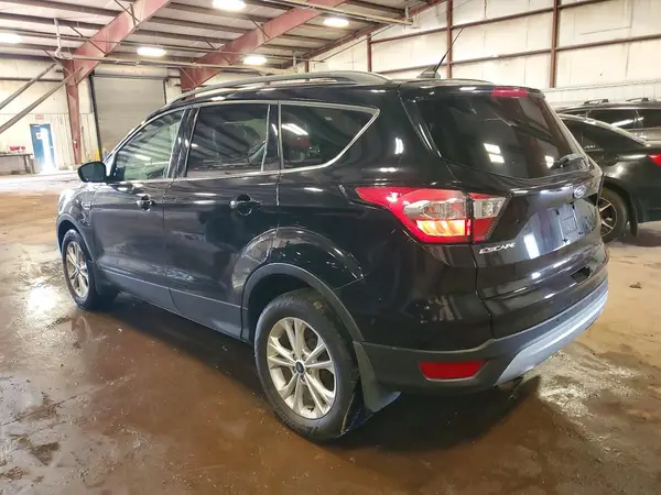 1FMCU9HD0JUC33735 2018 FORD ESCAPE - Image 2