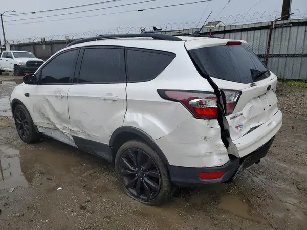 1FMCU9HD0JUC47523 2018 FORD ESCAPE - Image 2