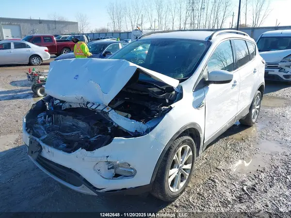 1FMCU9HD0JUC83292 2018 FORD ESCAPE - Image 2