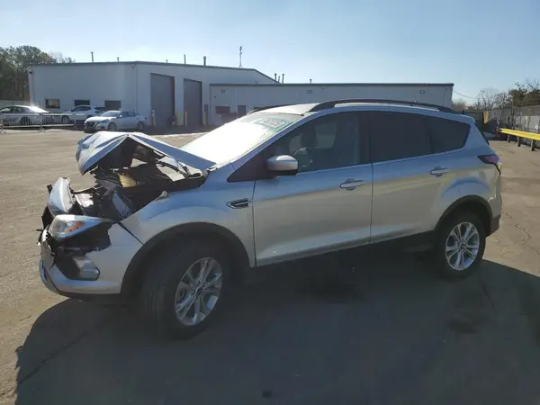 1FMCU9HD0JUD25122 2018 FORD ESCAPE - Image 1