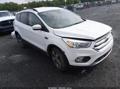 1FMCU9HD0JUD33642 2018 FORD ESCAPE