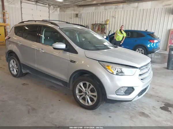 1FMCU9HD0JUD57570 2018 FORD ESCAPE - Image 1