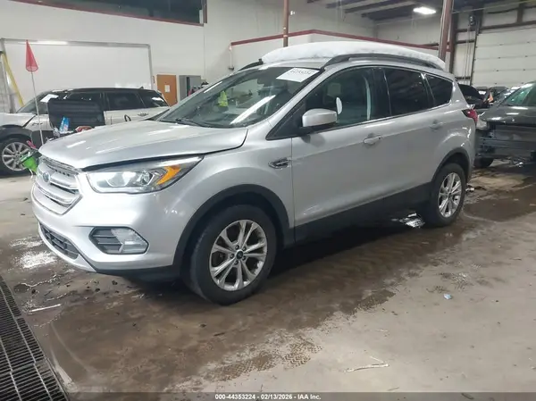 1FMCU9HD0KUA98712 2019 FORD ESCAPE - Image 2