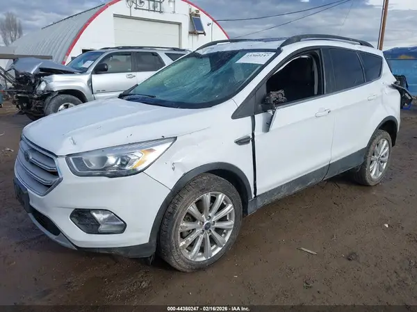 1FMCU9HD0KUB15850 2019 FORD ESCAPE - Image 2
