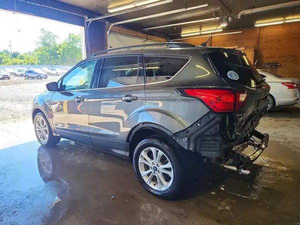 1FMCU9HD0KUB98910 2019 FORD ESCAPE - Image 2