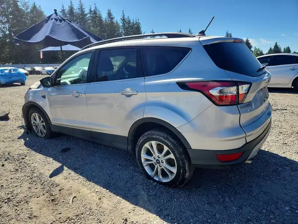 1FMCU9HD1JUA31714 2018 FORD ESCAPE - Image 2