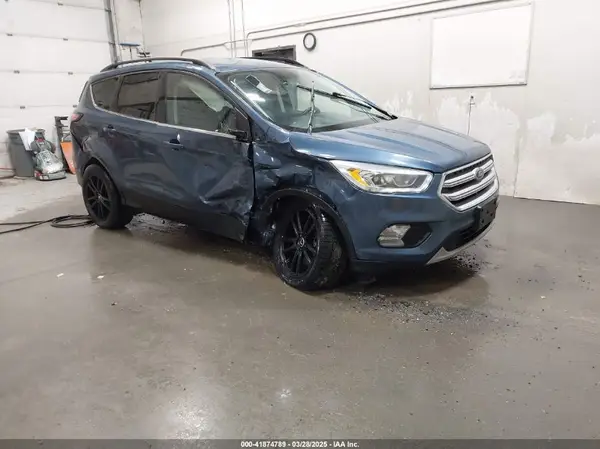 1FMCU9HD1JUA31857 2018 FORD ESCAPE - Image 1