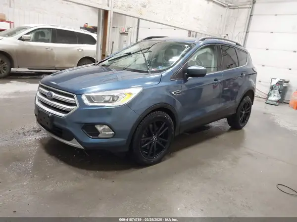 1FMCU9HD1JUA31857 2018 FORD ESCAPE - Image 2