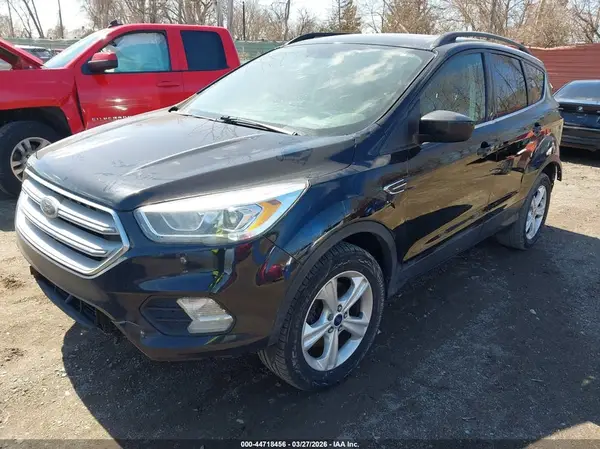 1FMCU9HD1JUA38274 2018 FORD ESCAPE - Image 2