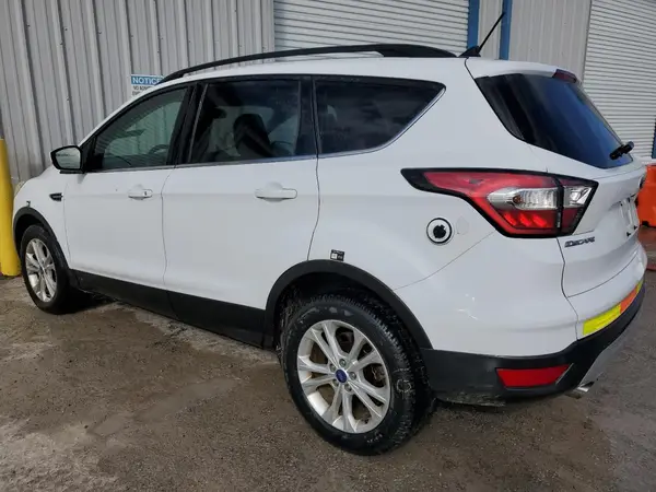 1FMCU9HD1JUA44270 2018 FORD ESCAPE - Image 2