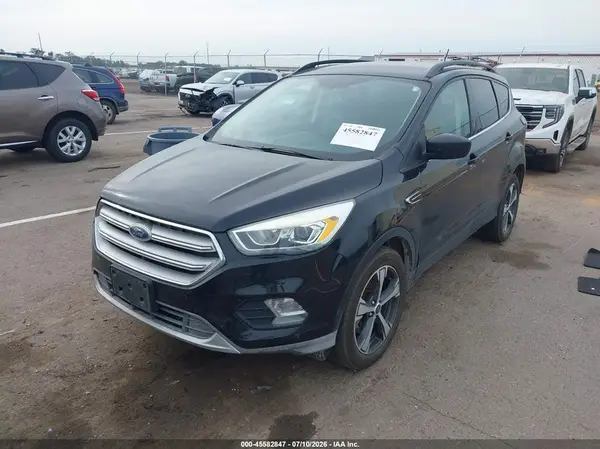 1FMCU9HD1JUA56211 2018 FORD ESCAPE - Image 2