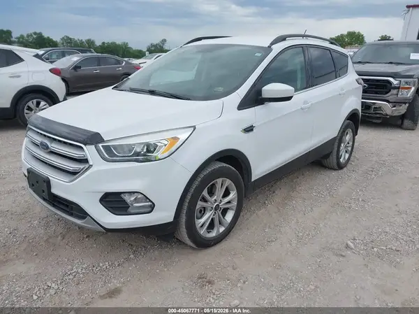 1FMCU9HD1JUA66818 2018 FORD ESCAPE - Image 2