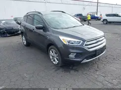 1FMCU9HD1JUA77575 2018 FORD ESCAPE